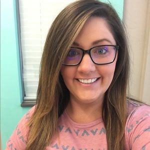 Meet your Posher, Candace